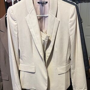 Gianni Bini Ivory Blazer and Skirt Ensemble Suit set